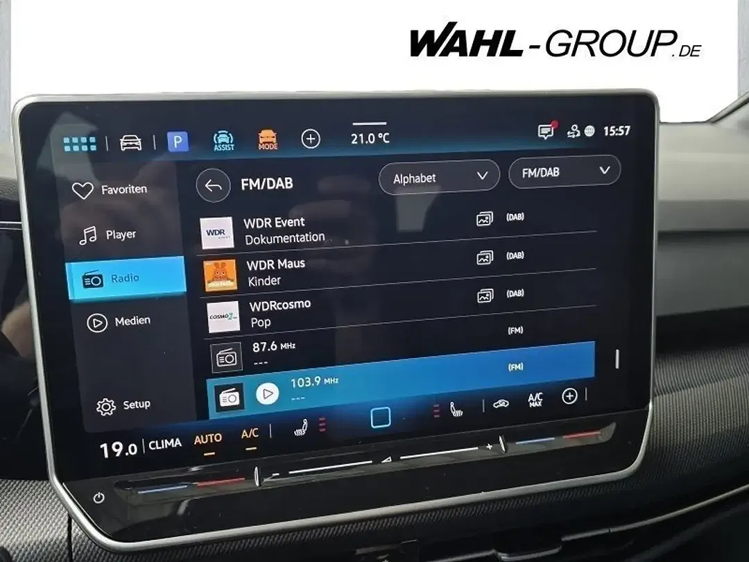 Volkswagen Golf - Thumbnail 4