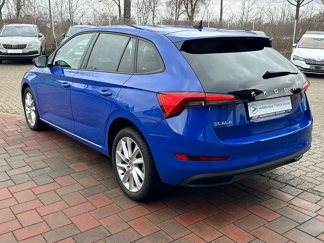 Skoda Scala - Thumbnail 3