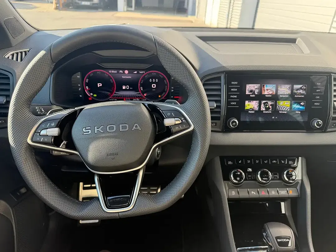 Skoda Karoq - Thumbnail 12