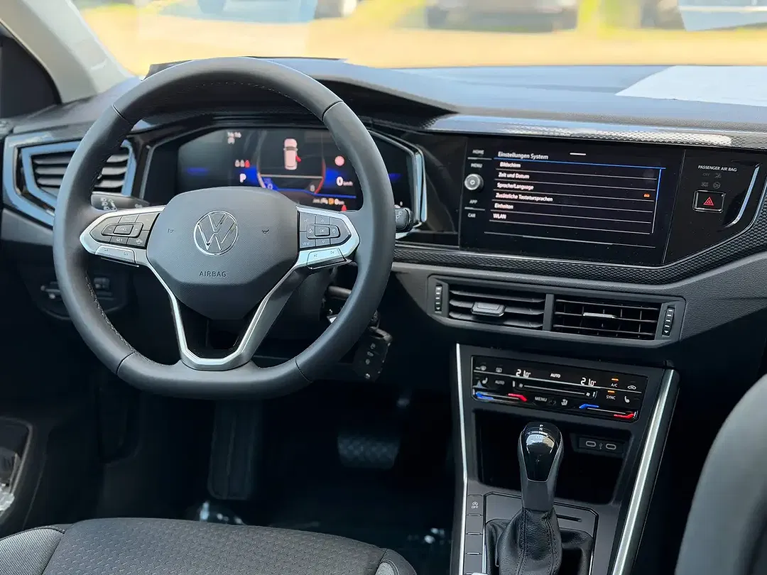 Volkswagen Polo - Thumbnail 10