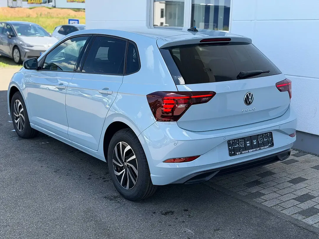 Volkswagen Polo - Thumbnail 4