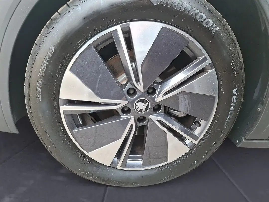 Skoda Elroq - Thumbnail 6