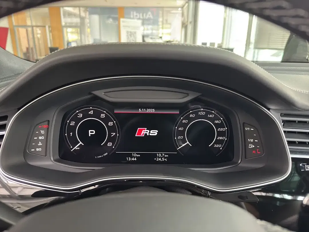 Audi RS Q8 - Thumbnail 8