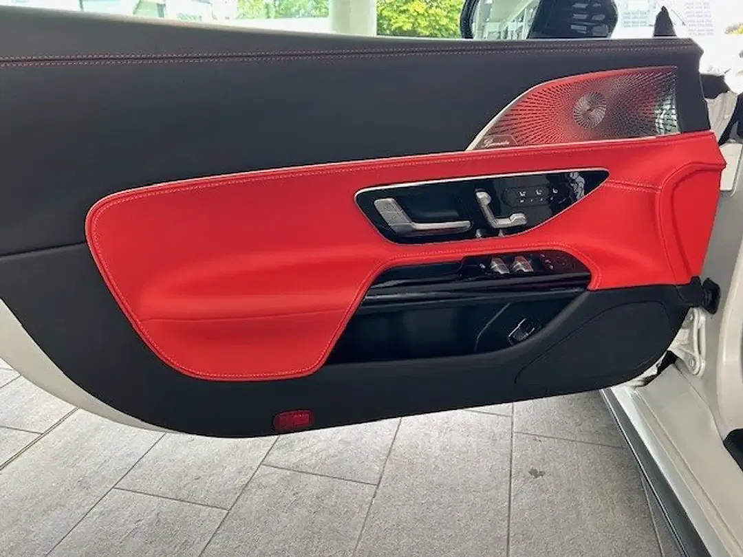 Mercedes-Benz SL 43 AMG - Thumbnail 14