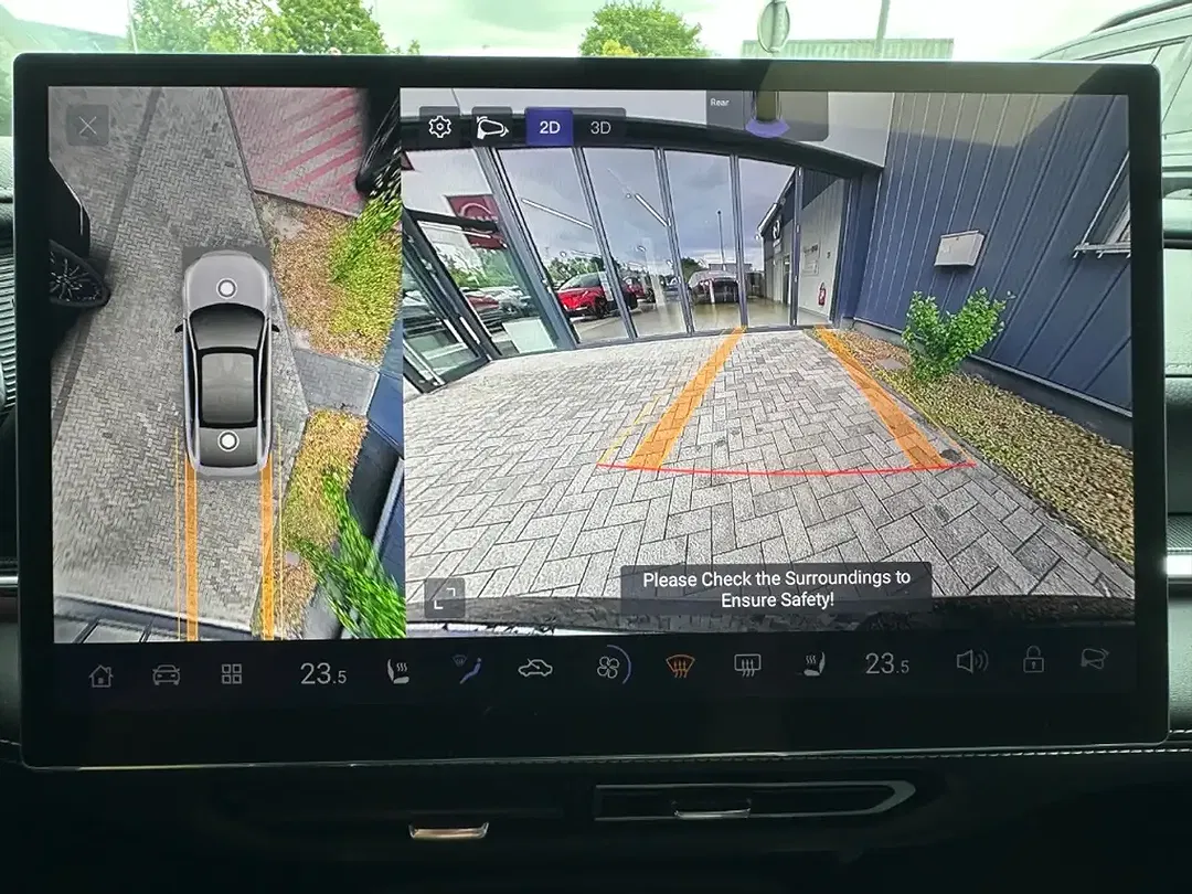 Mazda 6 - Thumbnail 9