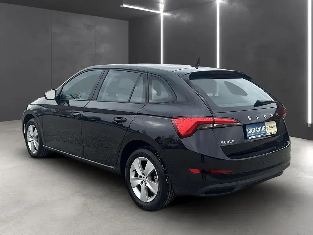 Skoda Scala - Thumbnail 3