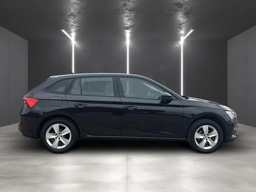 Skoda Scala - Thumbnail 9