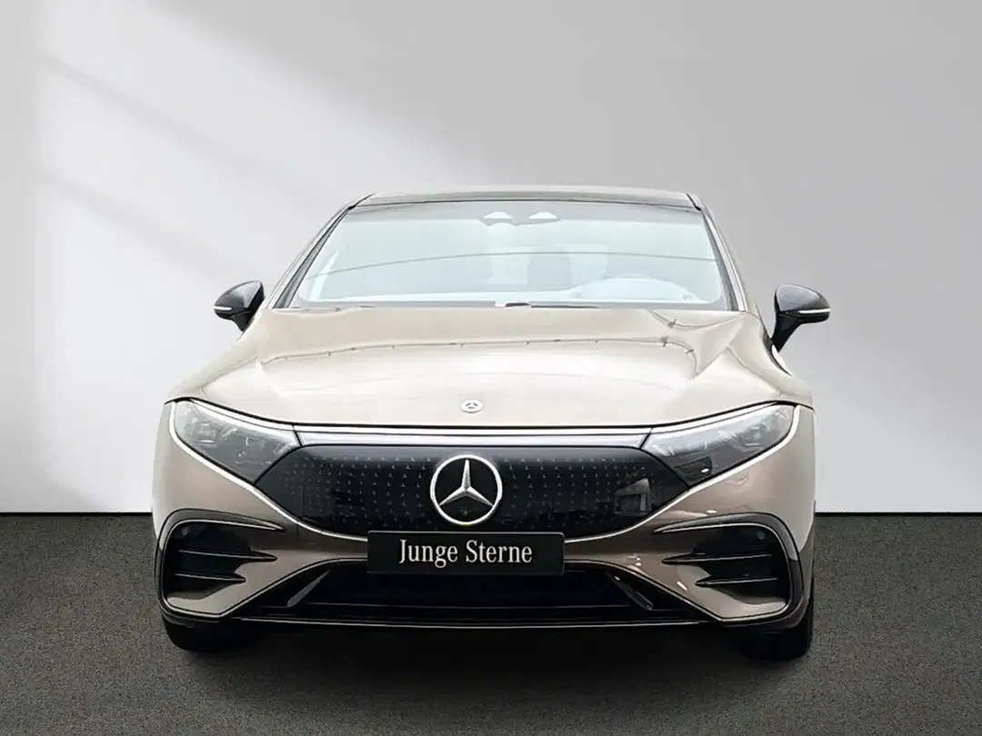 Mercedes-Benz EQS - Thumbnail 4