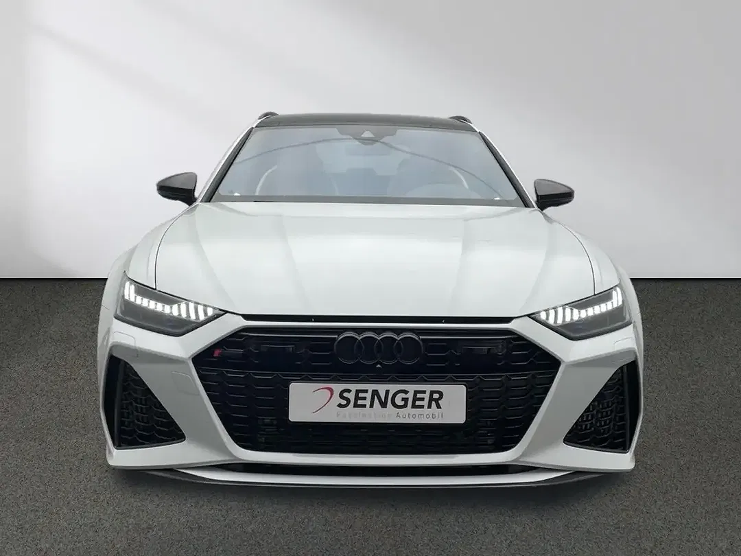 Audi RS6 - Thumbnail 3