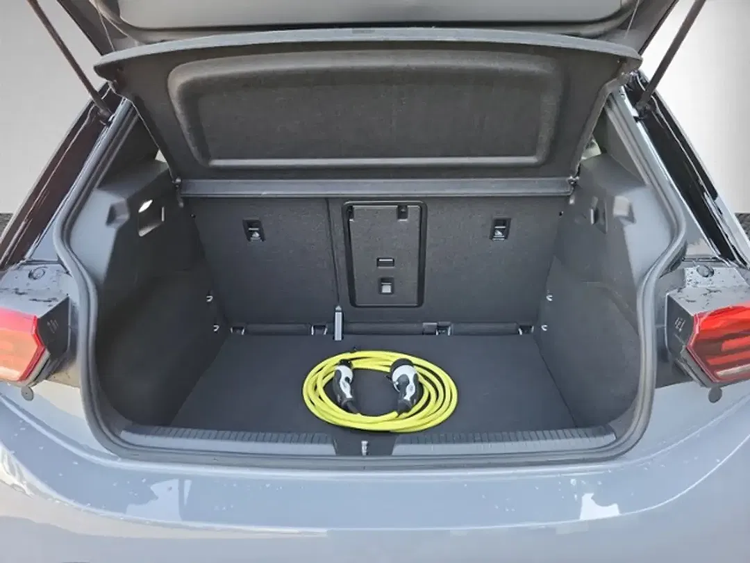 Volkswagen ID.3 - Thumbnail 6