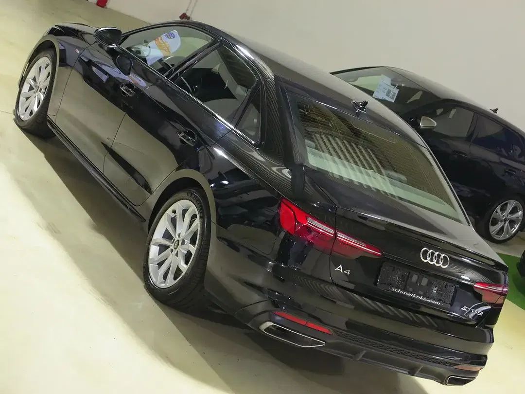 Audi A4 - Thumbnail 10