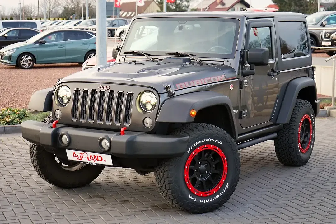 Jeep Wrangler - Thumbnail 1