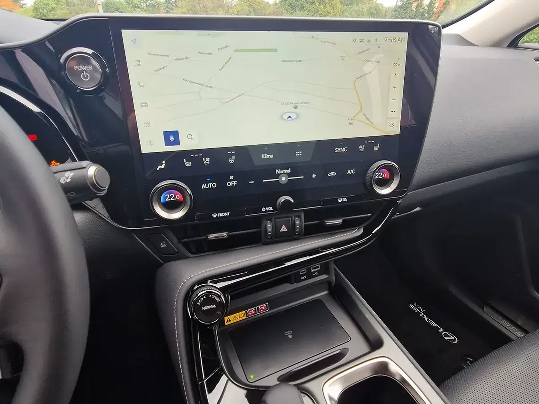 Lexus NX 350h - Thumbnail 13