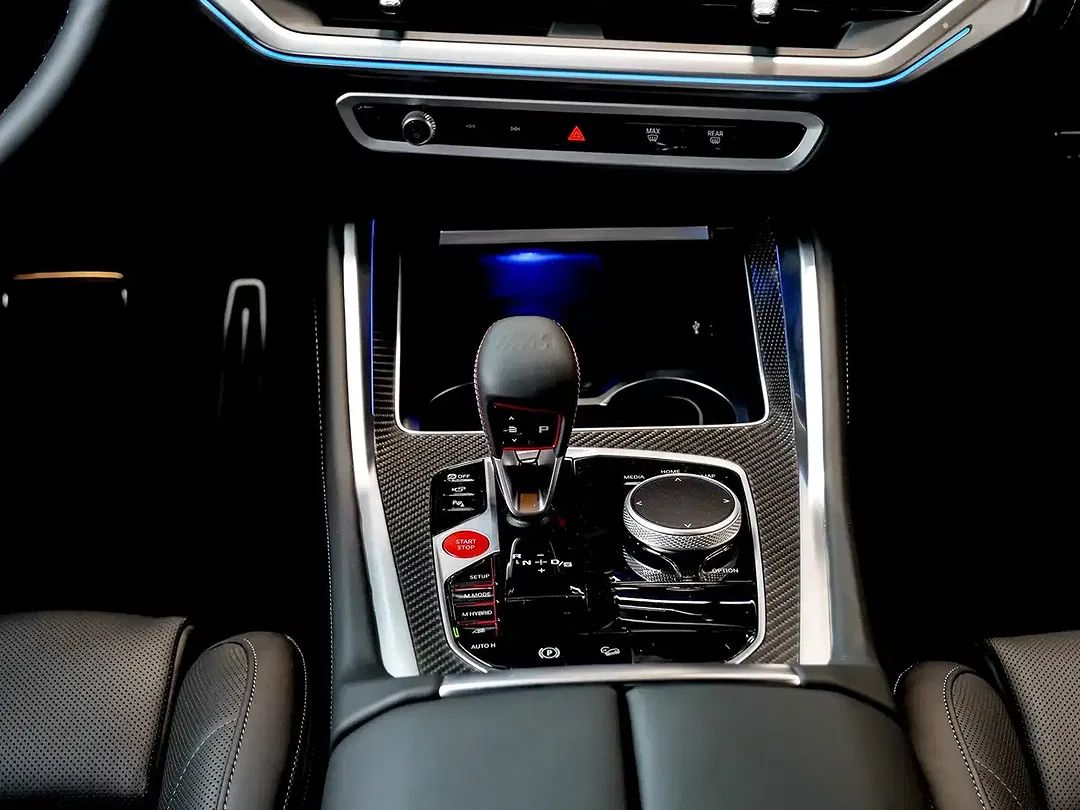 BMW XM - Thumbnail 11