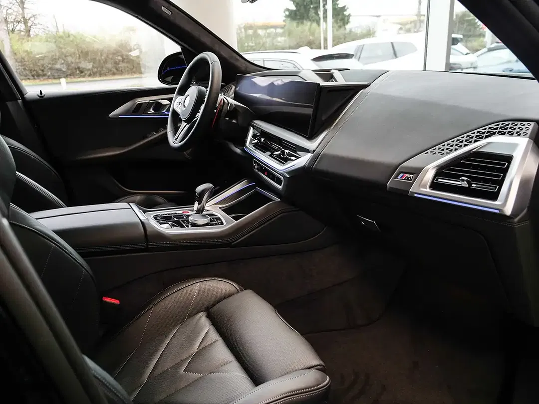 BMW XM - Thumbnail 12