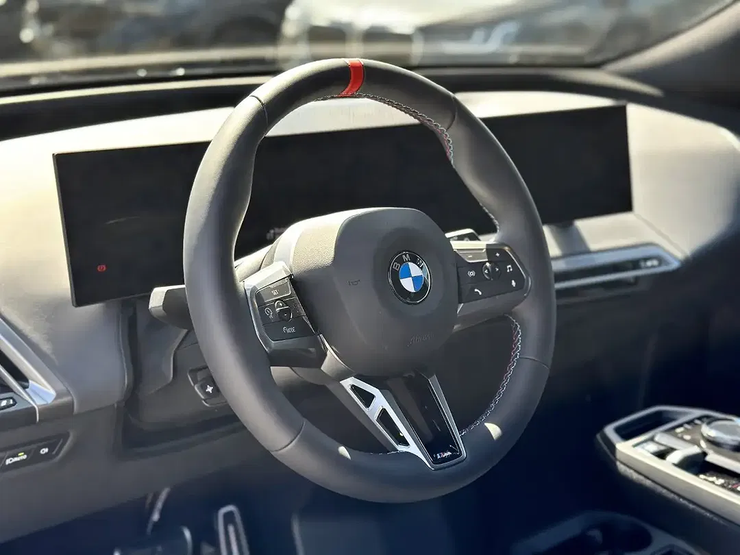 BMW iX - Thumbnail 10