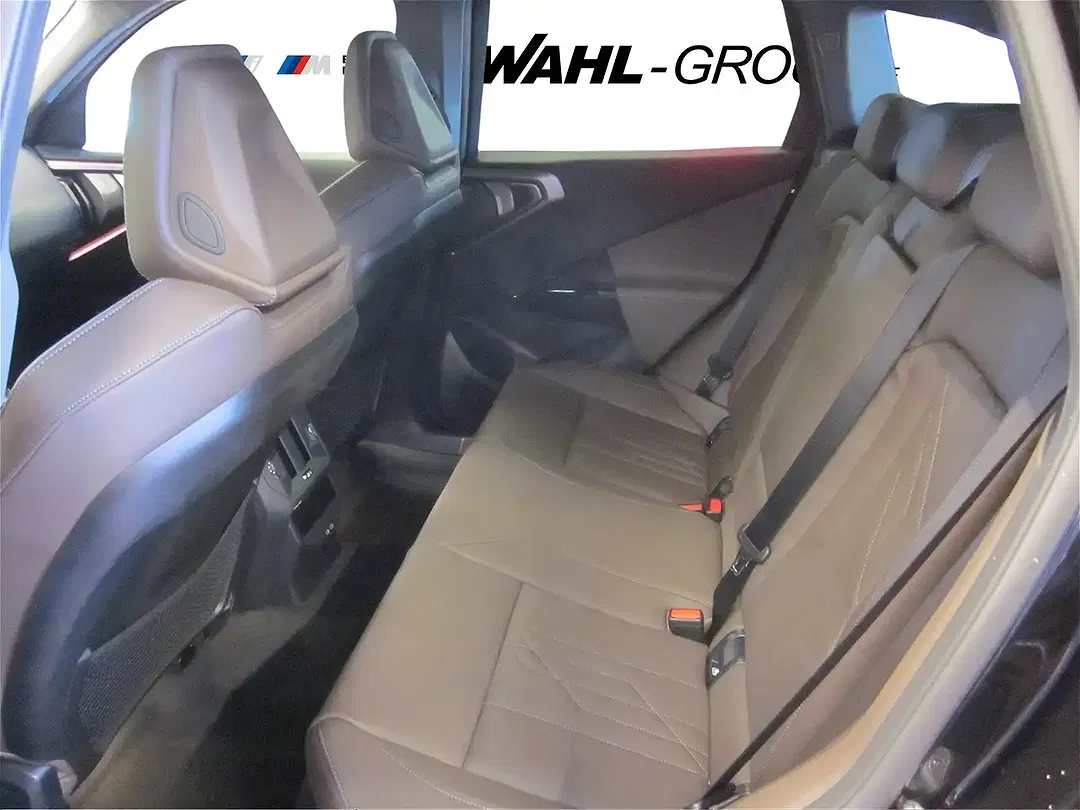 BMW X3 - Thumbnail 10