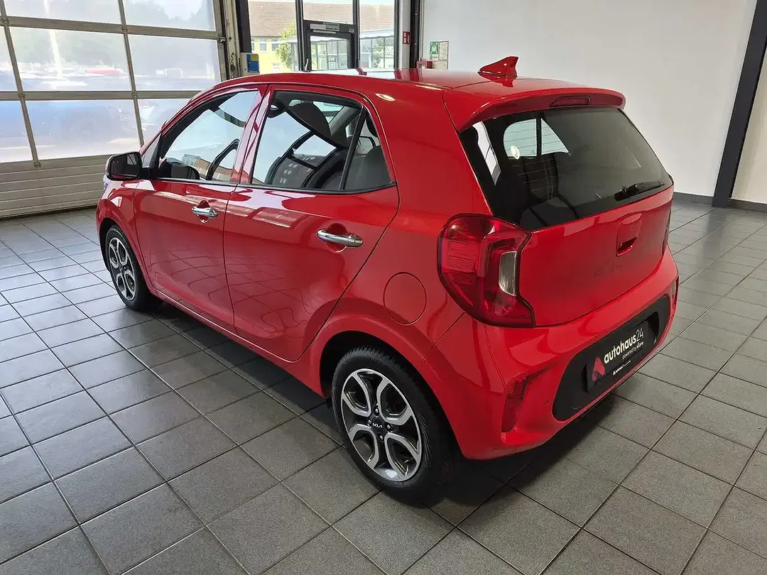 Kia Picanto - Thumbnail 4