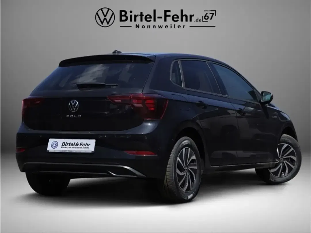 Volkswagen Polo - Thumbnail 3