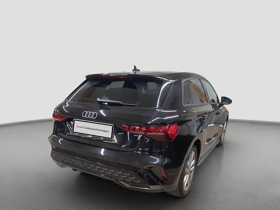 Audi A3 - Thumbnail 2