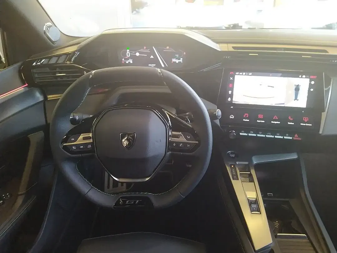 Peugeot 308 - Thumbnail 6
