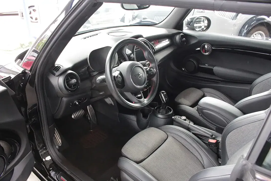 MINI Cooper - Thumbnail 9