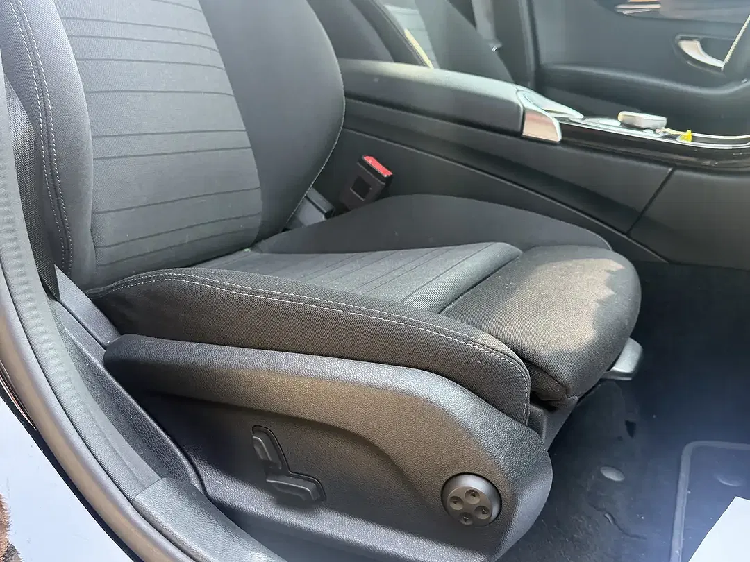 Mercedes-Benz C 300 - Thumbnail 6
