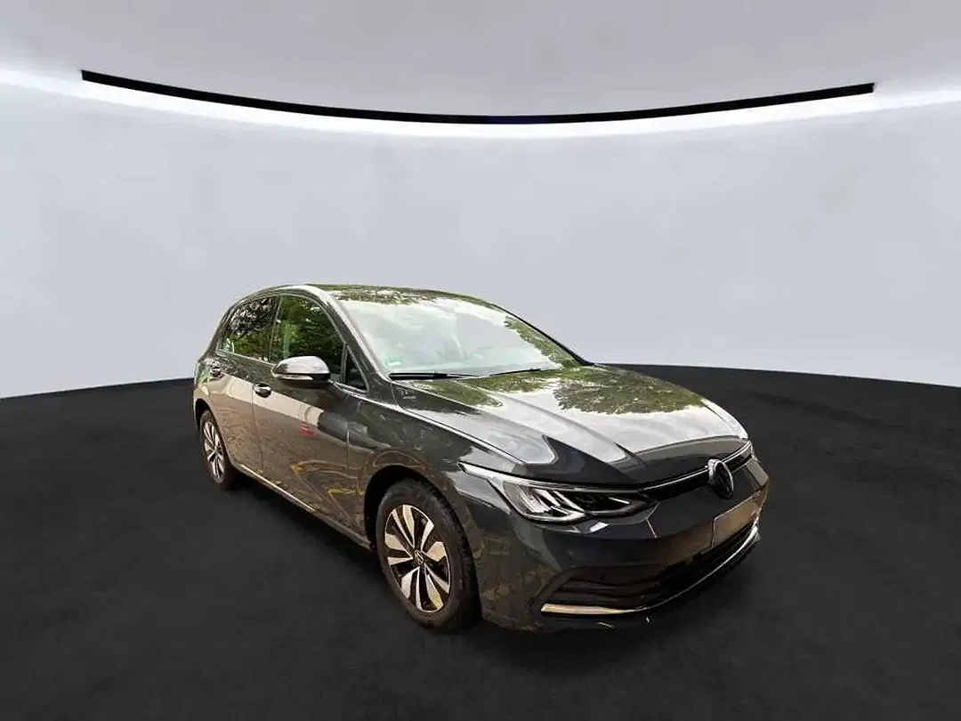 Volkswagen Golf - Thumbnail 3