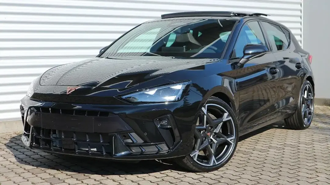 CUPRA Leon - Thumbnail 1