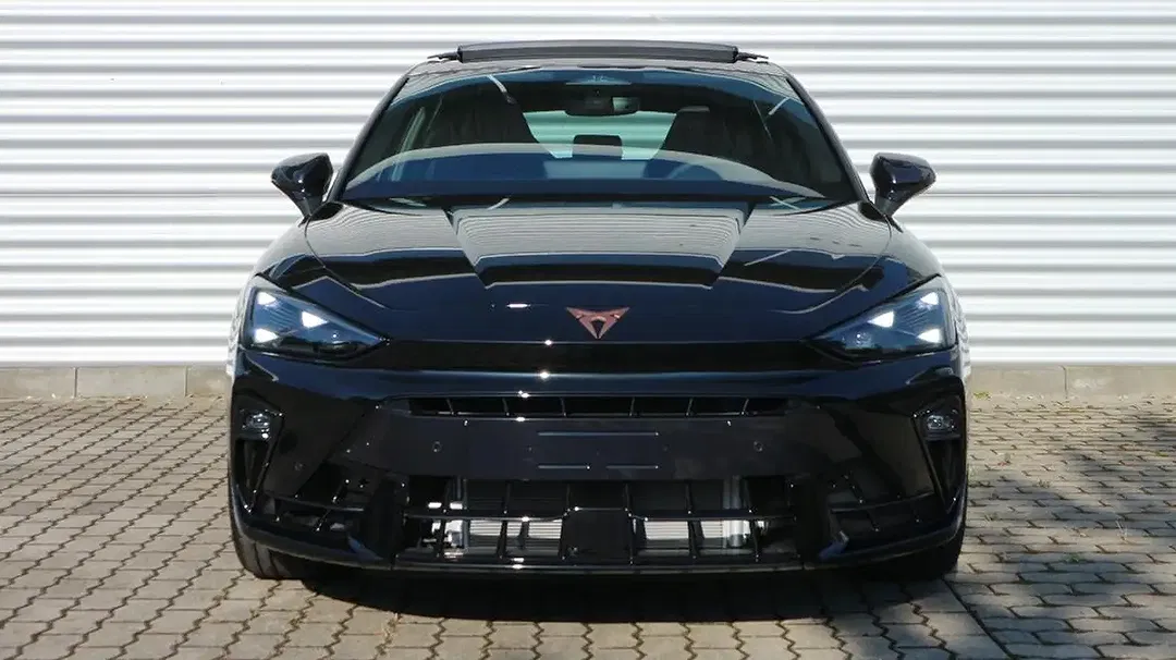 CUPRA Leon - Thumbnail 2
