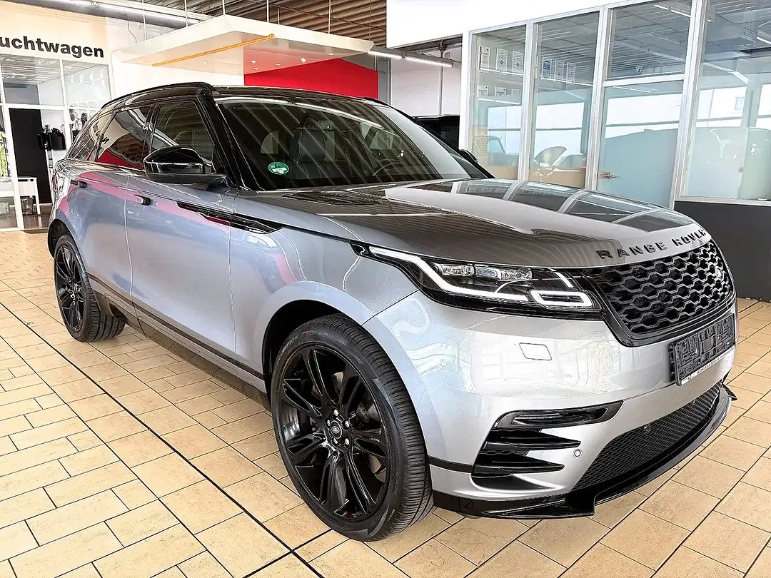 Land Rover Range Rover Velar - Thumbnail 1