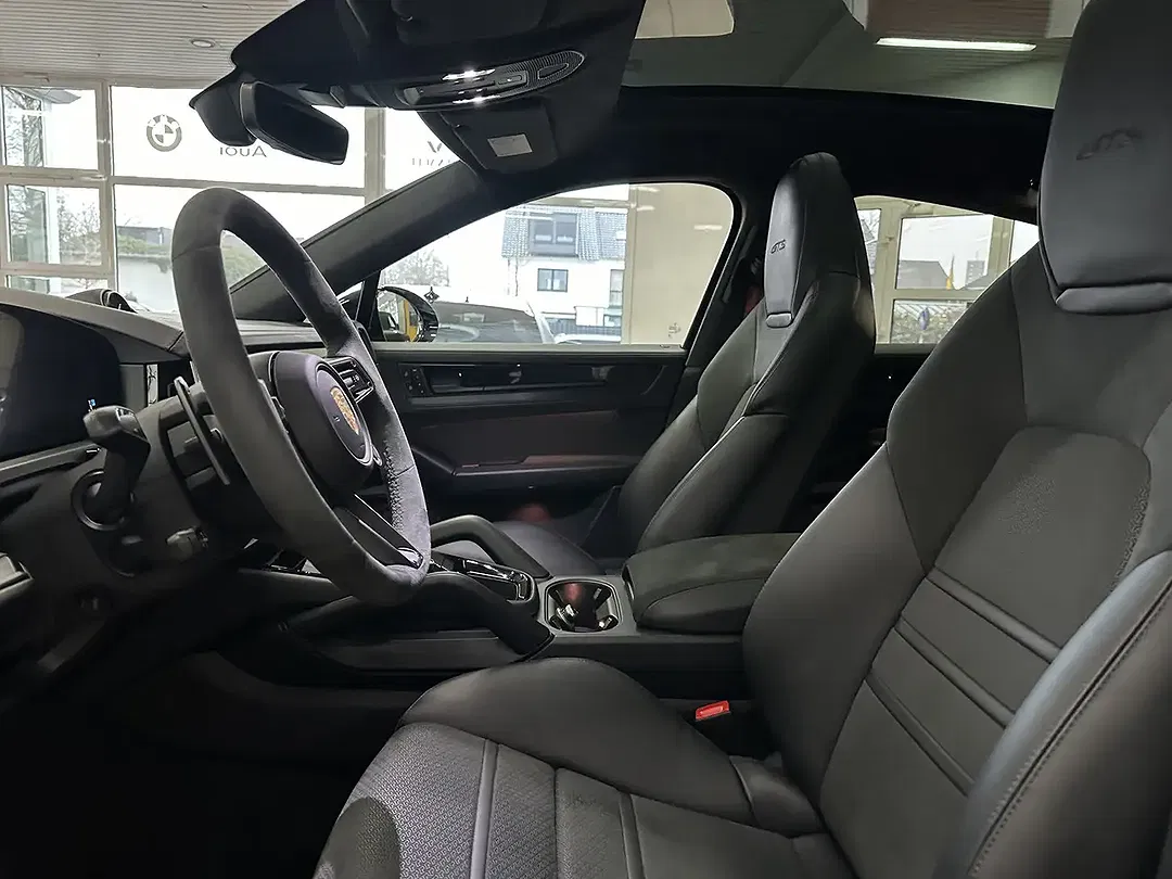 Porsche Cayenne - Thumbnail 11