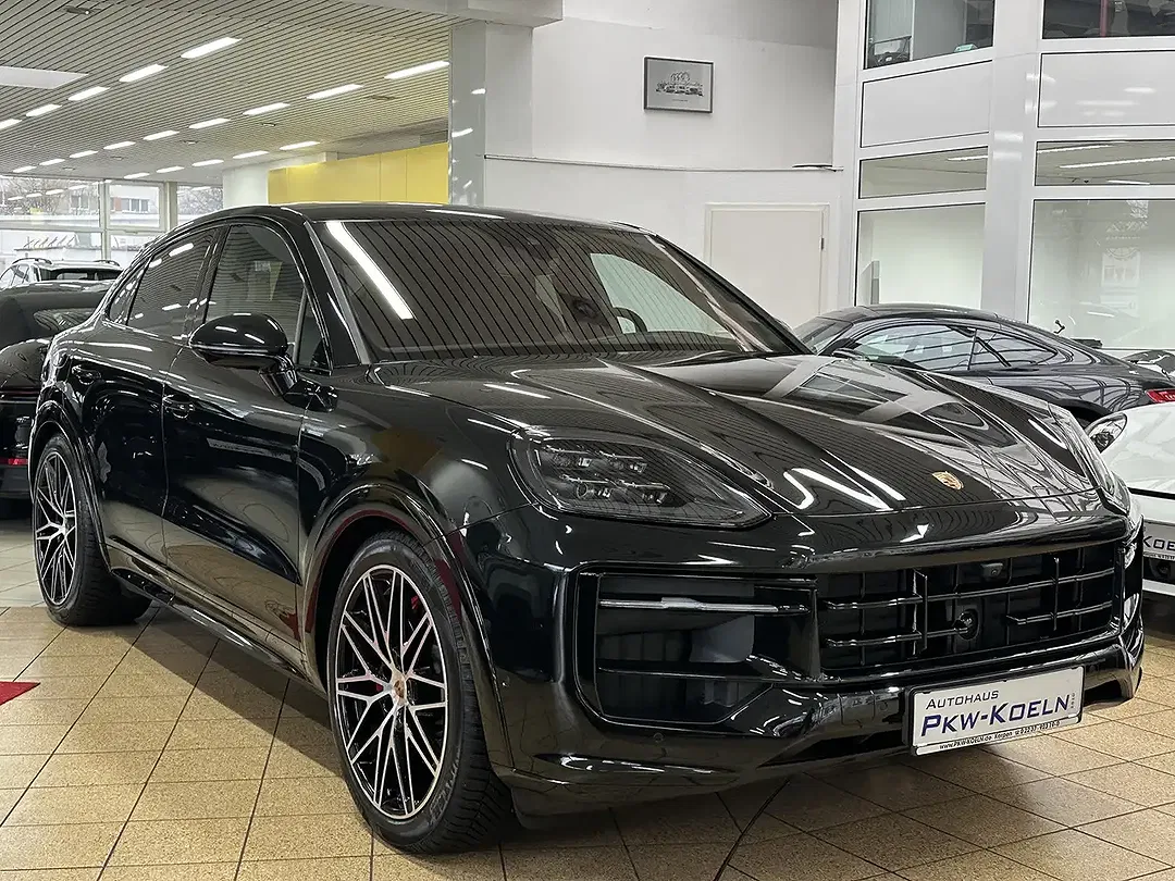 Porsche Cayenne - Thumbnail 2