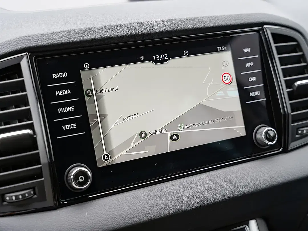 Skoda Karoq - Thumbnail 8