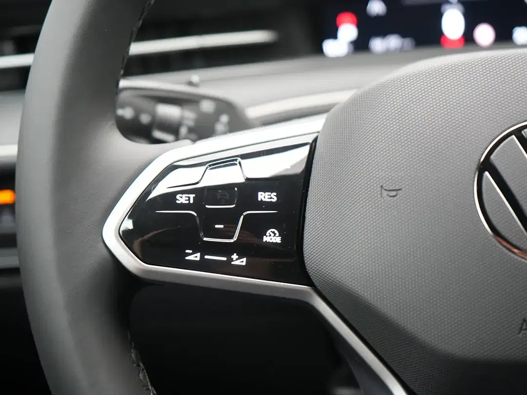 Volkswagen ID.7 - Thumbnail 10