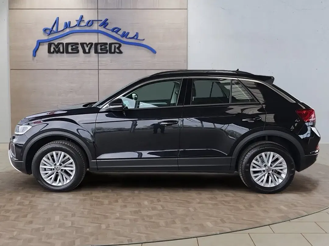 Volkswagen T-Roc - Thumbnail 2