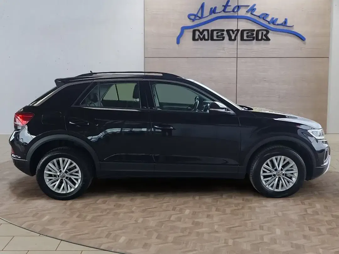 Volkswagen T-Roc - Thumbnail 6