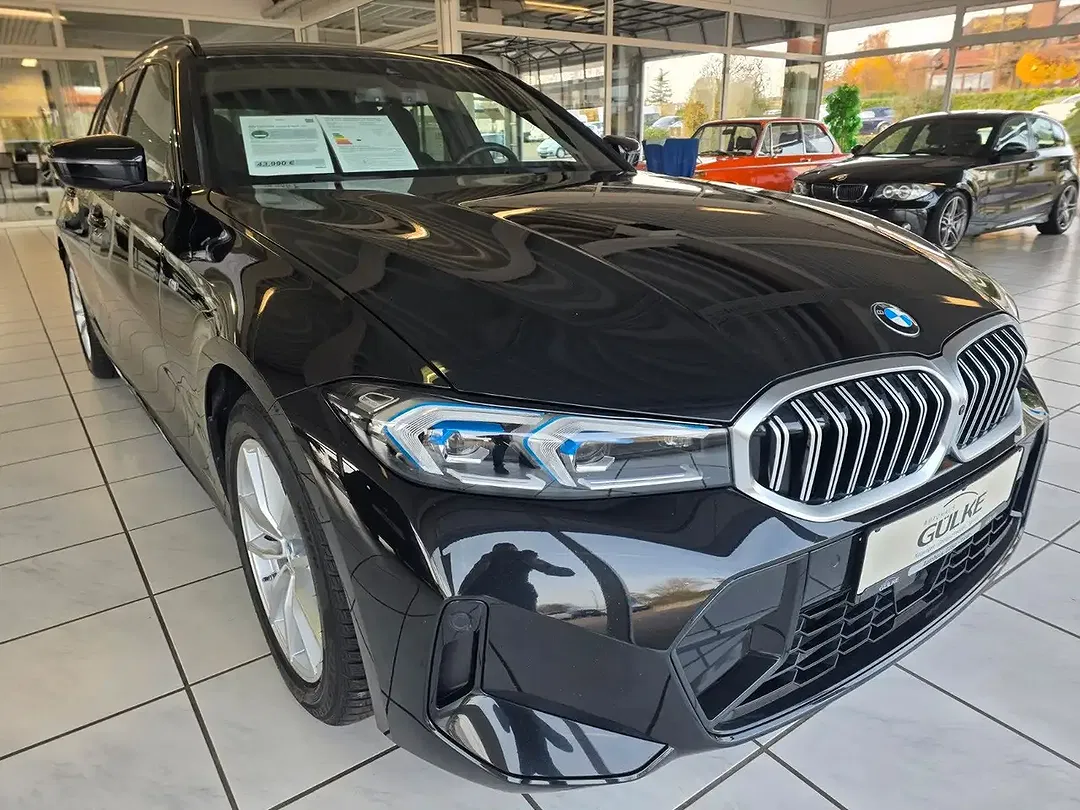 BMW 320 - Thumbnail 7