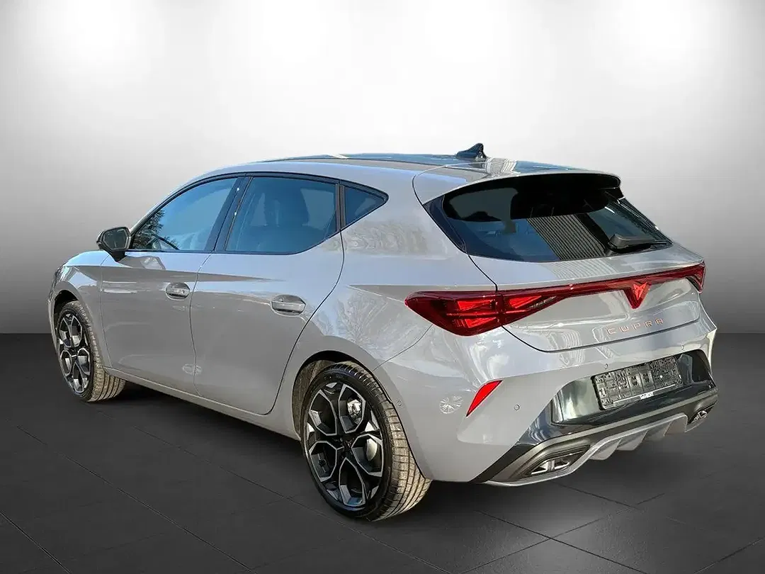 CUPRA Leon - Thumbnail 4