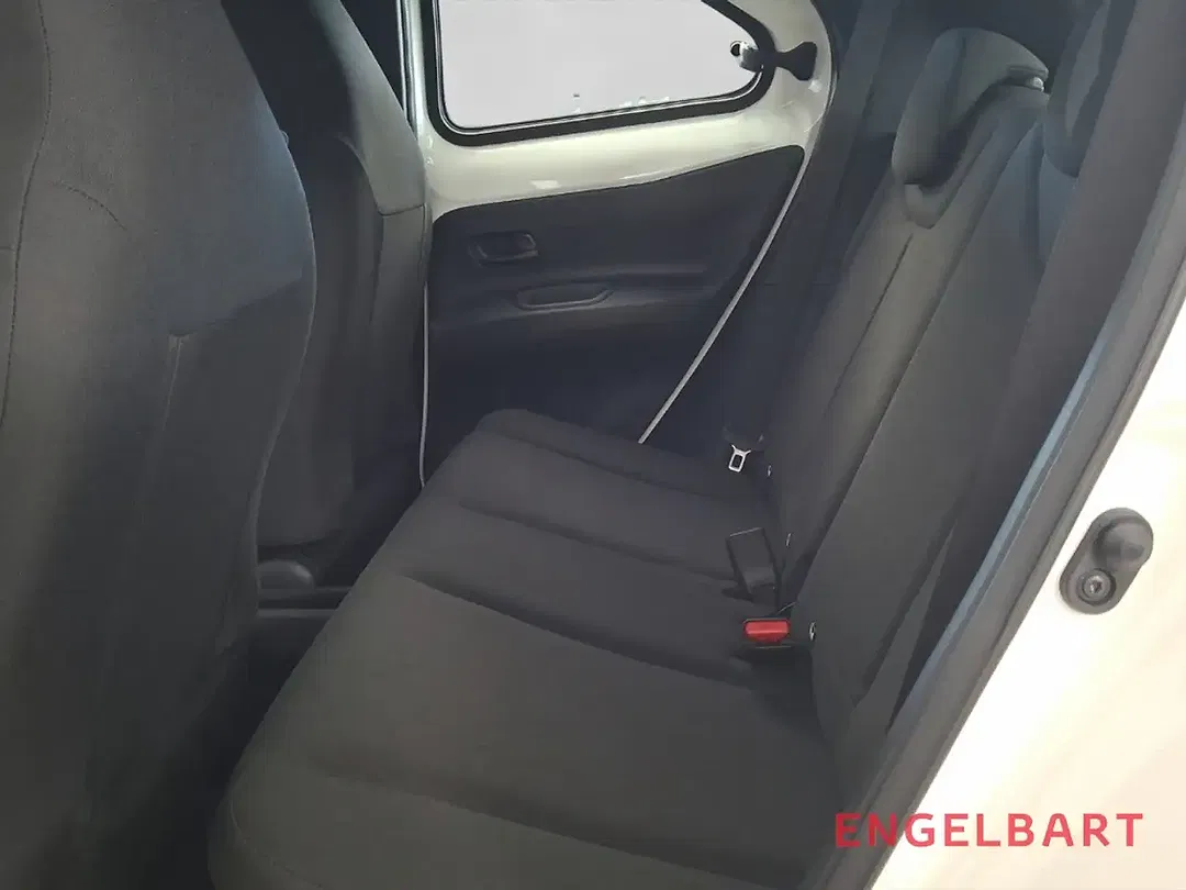 Toyota Aygo X - Thumbnail 12