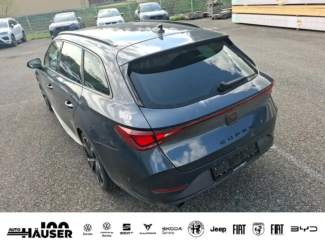 CUPRA Leon - Thumbnail 2