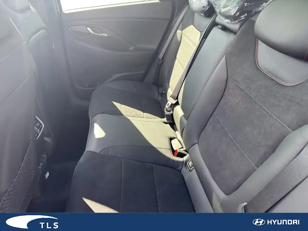 Hyundai i30 - Thumbnail 15