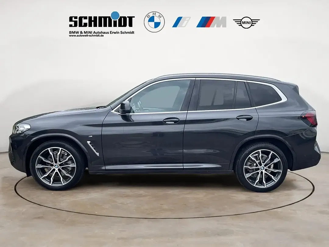 BMW X3 - Thumbnail 3