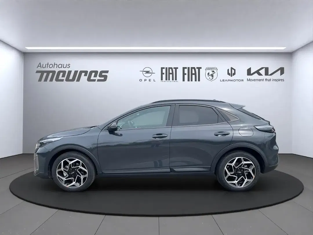 Kia XCeed - Thumbnail 2
