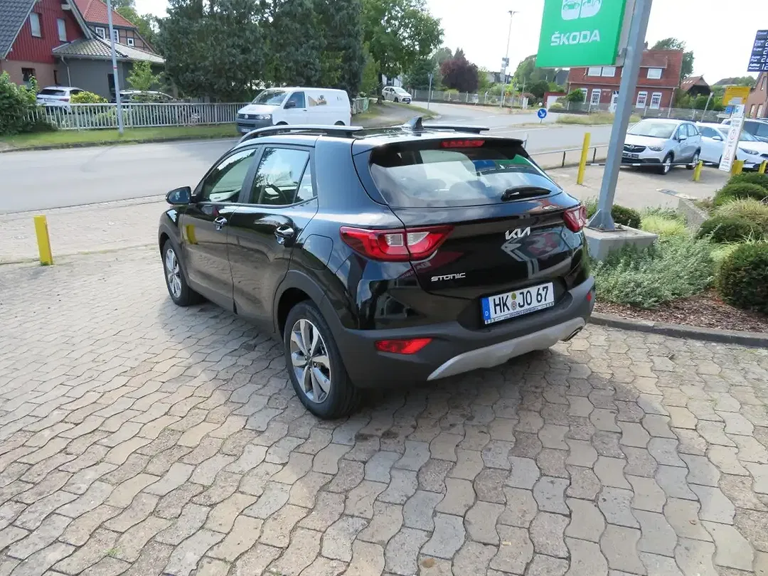 Kia Stonic - Thumbnail 11