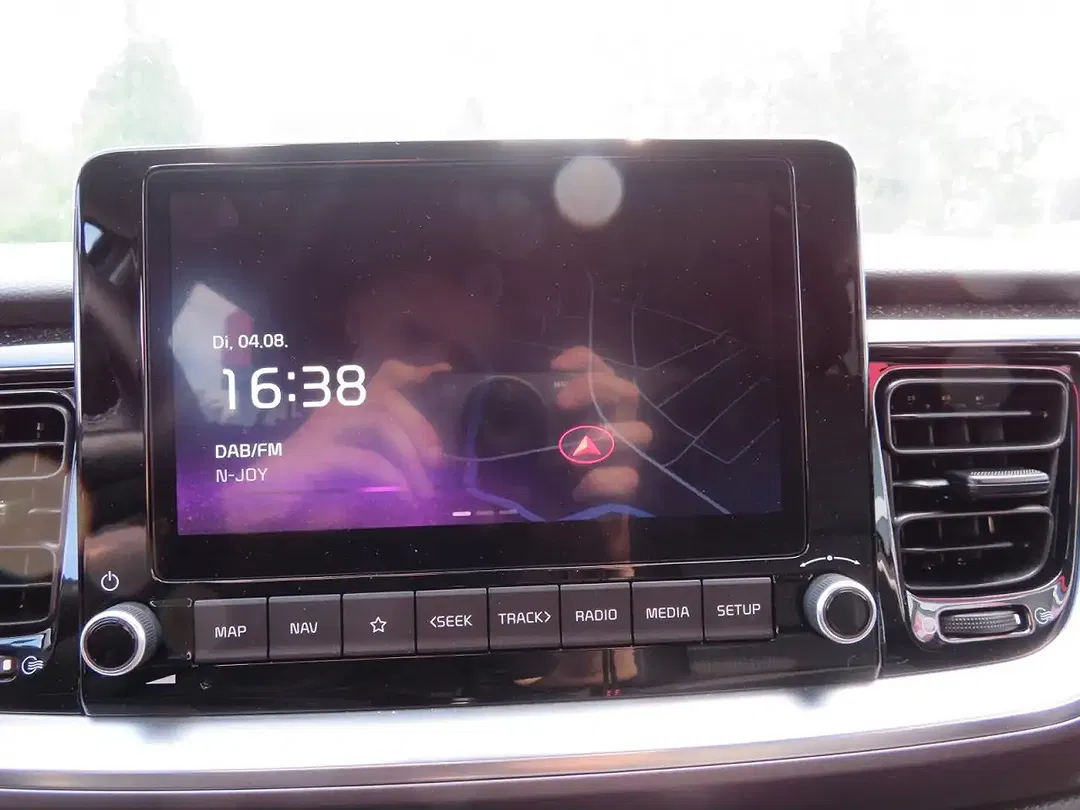 Kia Stonic - Thumbnail 6