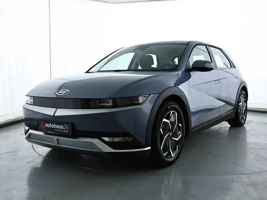 Hyundai IONIQ 5 - Thumbnail 3