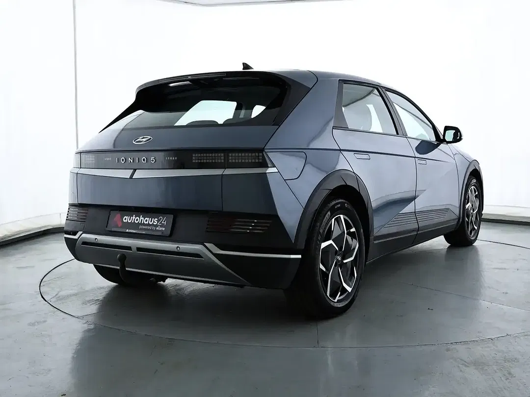 Hyundai IONIQ 5 - Thumbnail 5