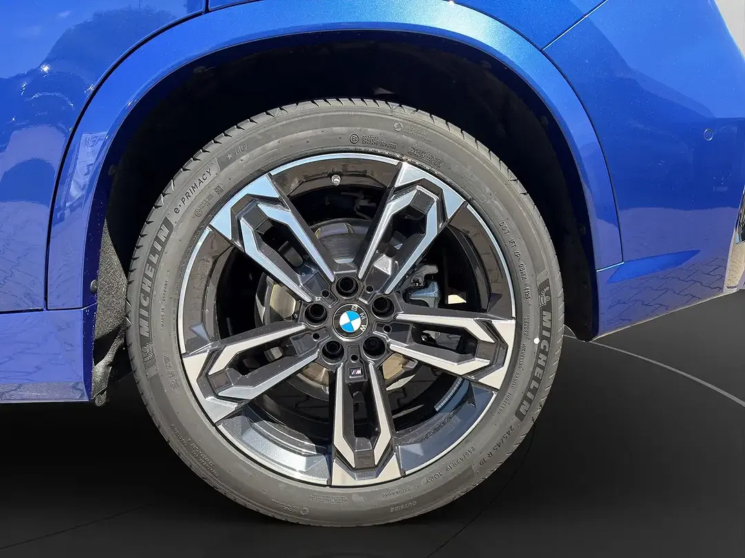 BMW X1 - Thumbnail 10