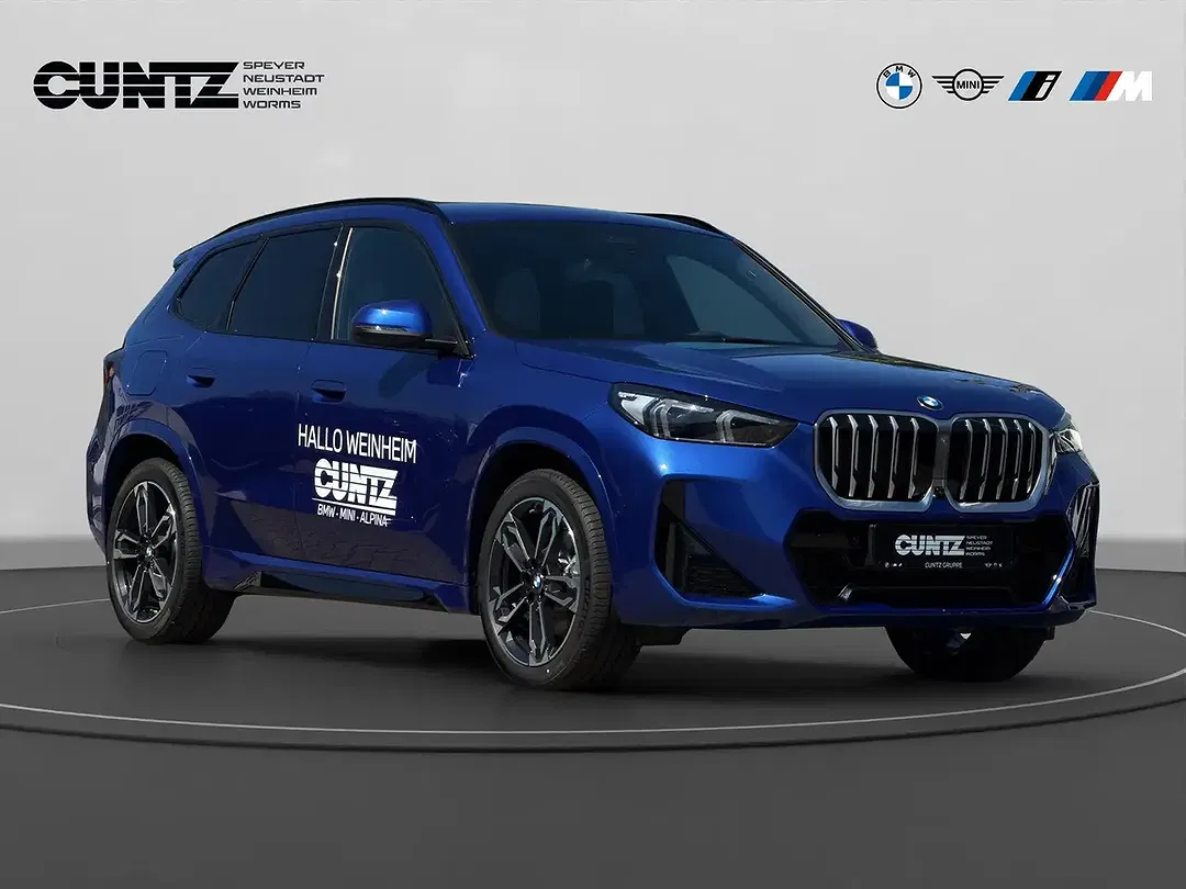 BMW X1 - Thumbnail 3
